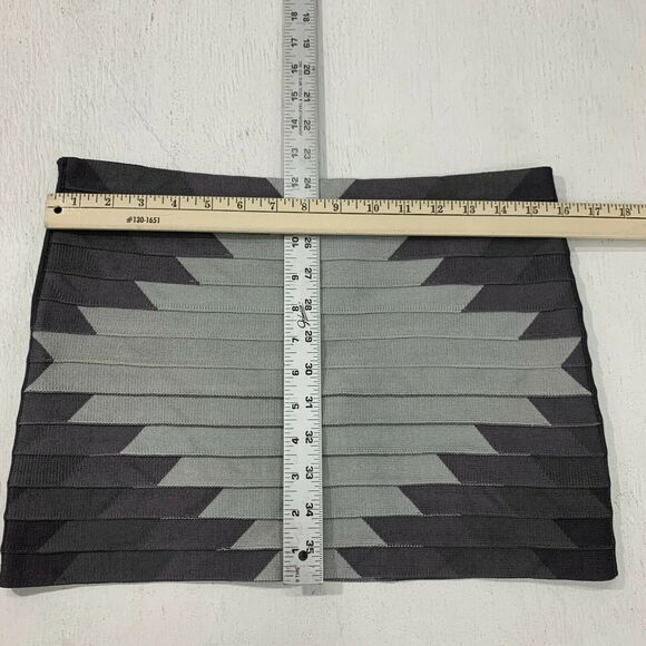 Haute Hippie Aztec Ini Bandage Mini Skirt Women's Size M Soft Stretch Geometric - Picture 5 of 10